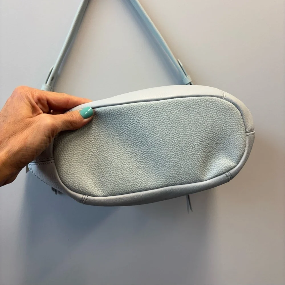 NWT The Sak Sequoia Leather hobo bag Purse (Flaw) Light Blue
